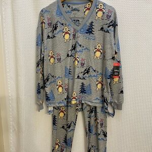 Winnie The Pooh Women’s sleep set. BRAND NEW w/TAGS. Women’s XS